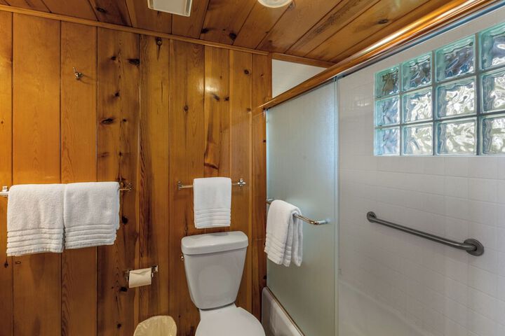 El Western Cabins & Lodges