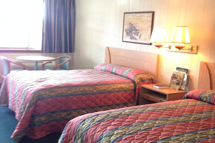 Room 23 of 37