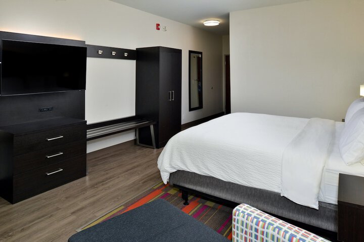 Room 46 of 67
