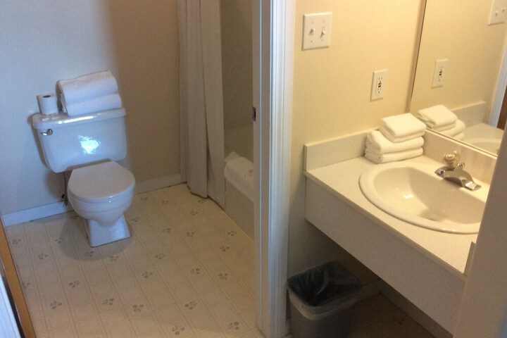 Room 14 of 20