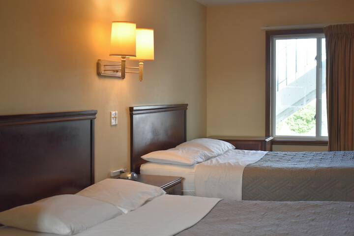 Room 10 of 15