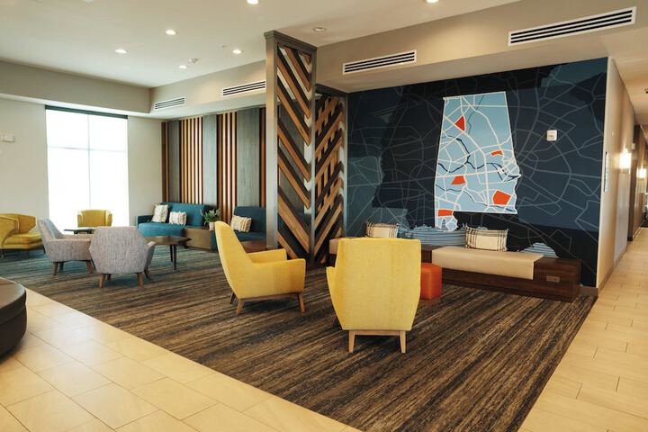 Hotel 6 of 70