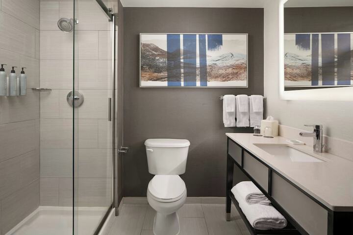 Courtyard by Marriott Boston Brookline