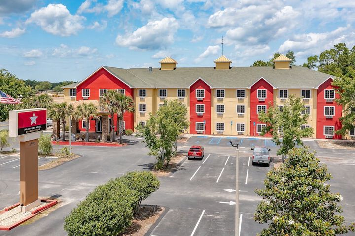 Hotel 6 of 87