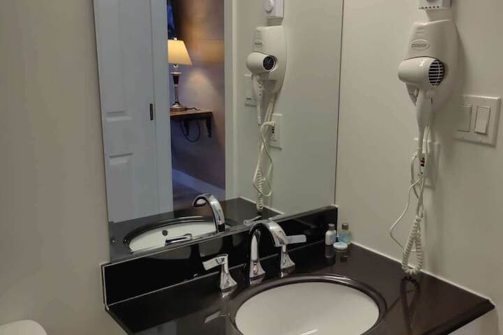 Room 60 of 95