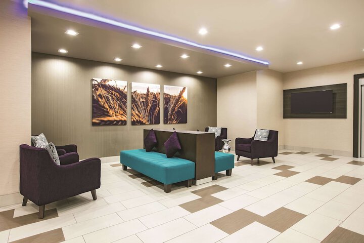 Hotel Interior 11 of 47