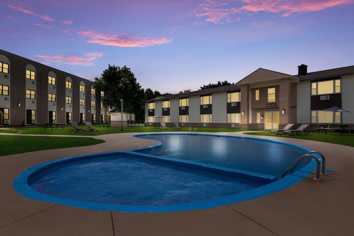 Pool 14 of 64