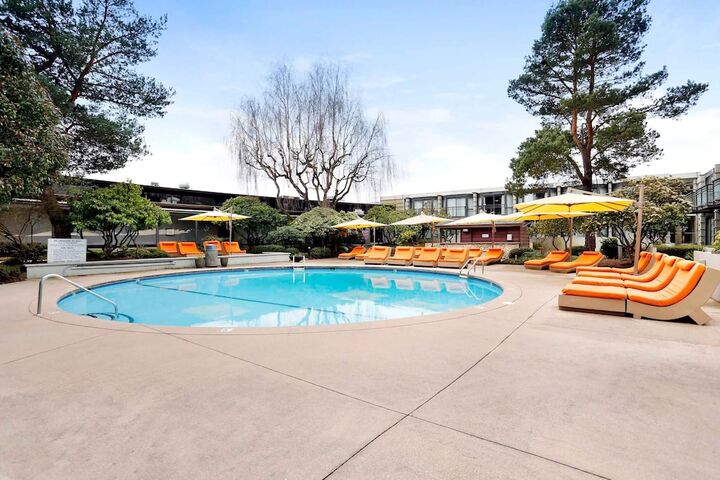 Pool 4 of 46