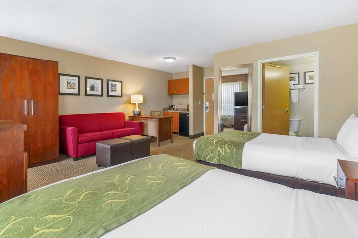 Room 11 of 25