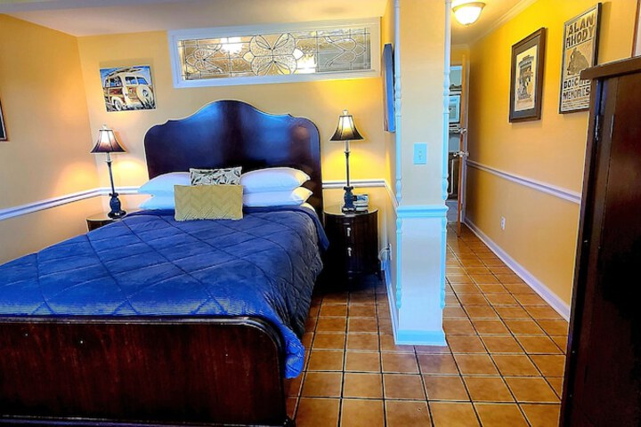 Room 32 of 90