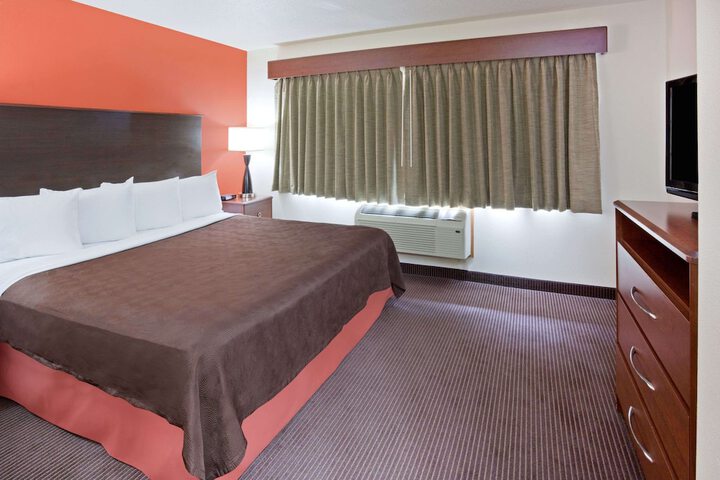 Room 25 of 52