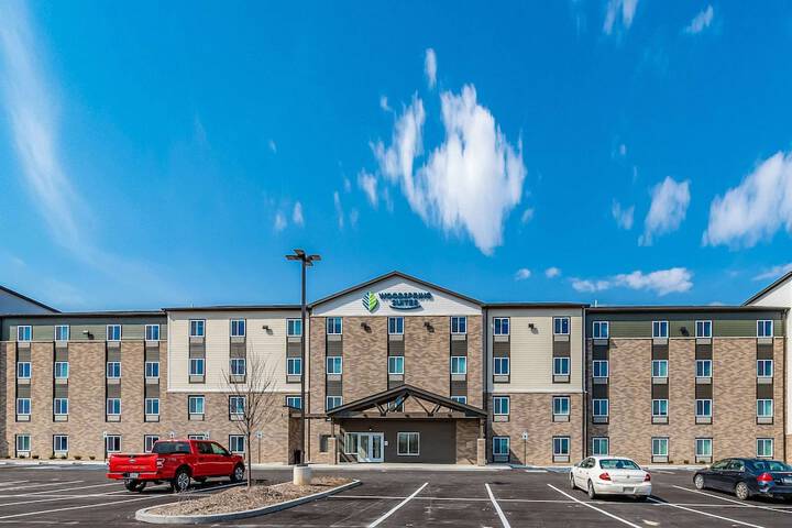 Hotel 2 of 33