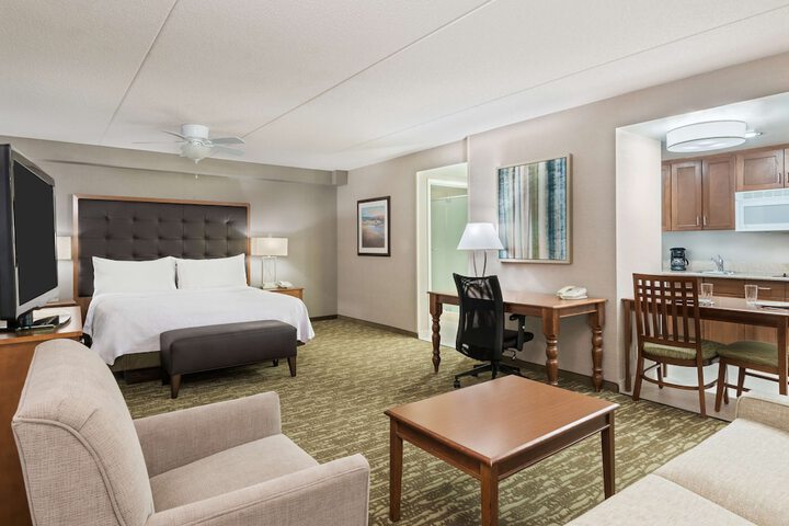 Homewood Suites by Hilton Holyoke-Springfield / North