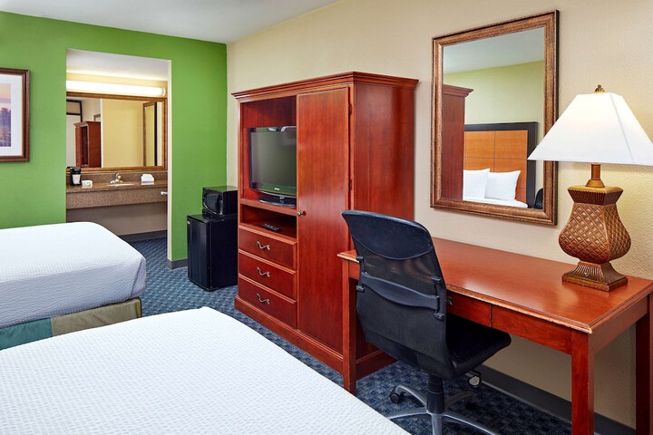 Room 16 of 23
