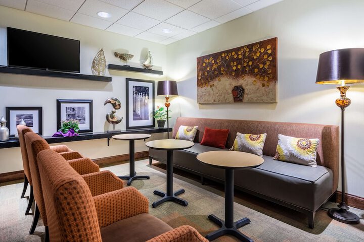 Hotel Interior 11 of 45