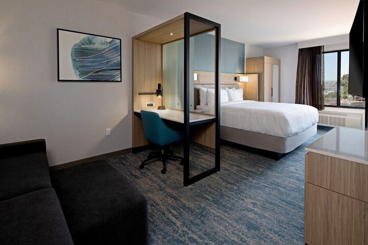 Room 26 of 35