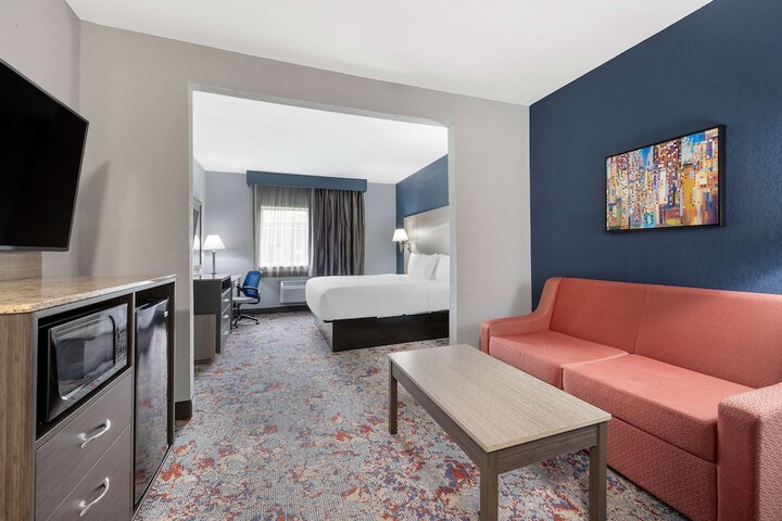 Room 14 of 31