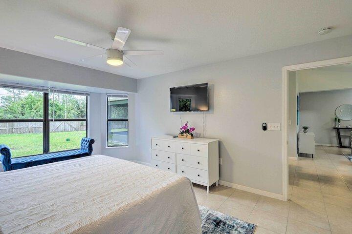Charming Palm Bay Retreat w / Spacious Yard!