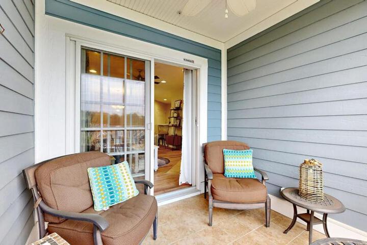 Bayside Resort --- 31574 Winterberry Pkwy Unit 305B