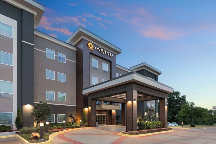Hotel 2 of 31
