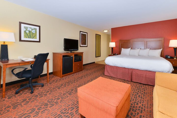 Hampton Inn Clinton IA