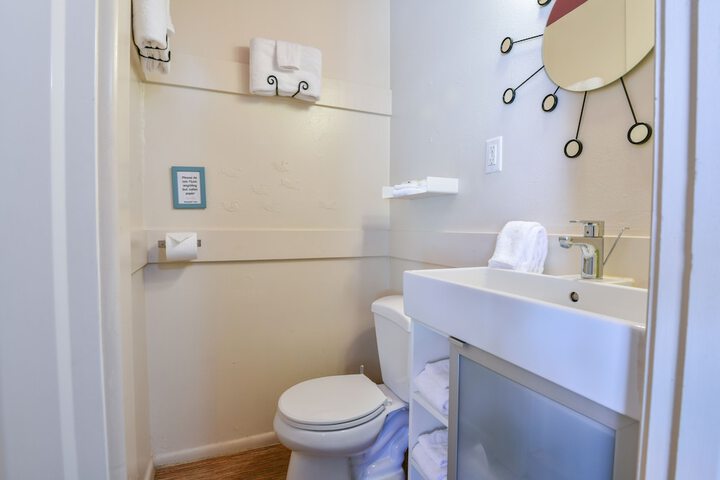 Room 10 of 10