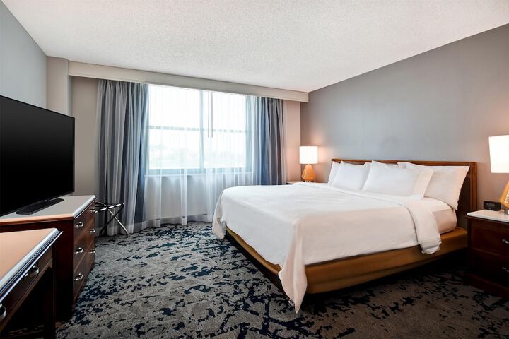 Embassy Suites by Hilton Montgomery Hotel & Conference Ctr