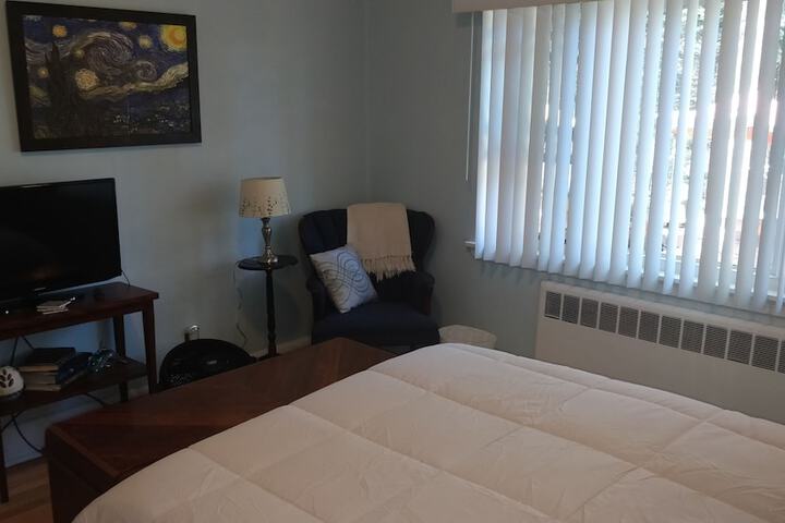 Room 28 of 47