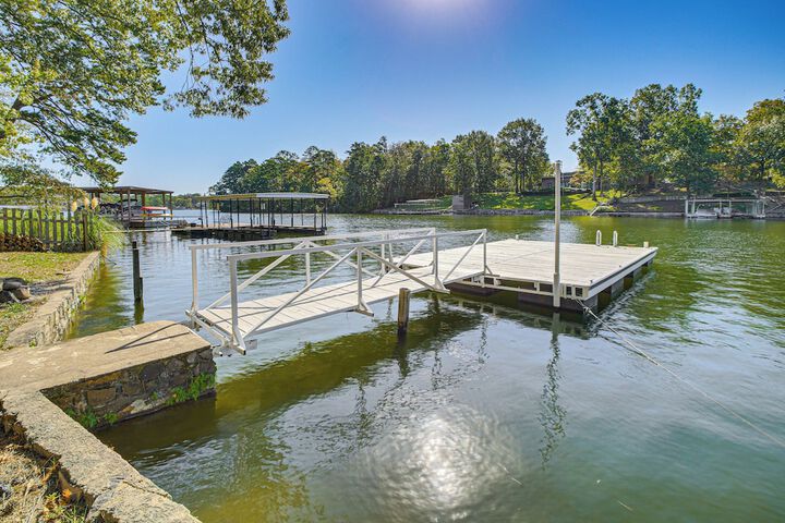 Hot Springs Lakefront Home w / Dock & Water Views!