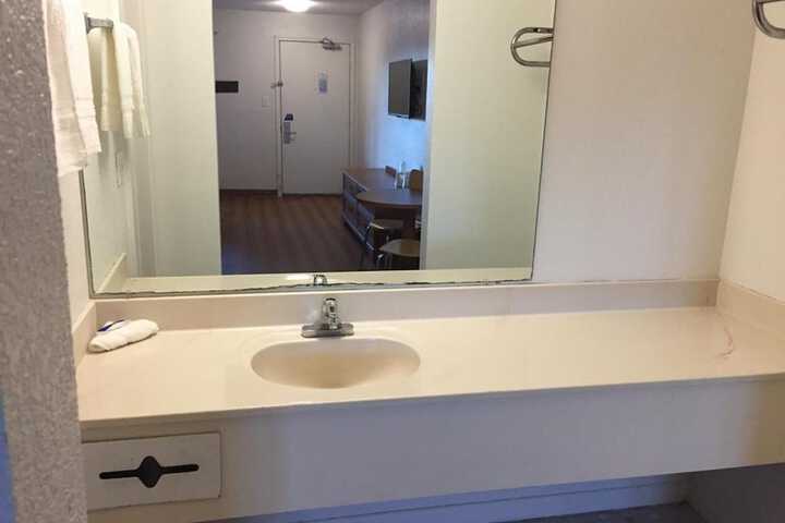 FairBridge Inn Express North Lima