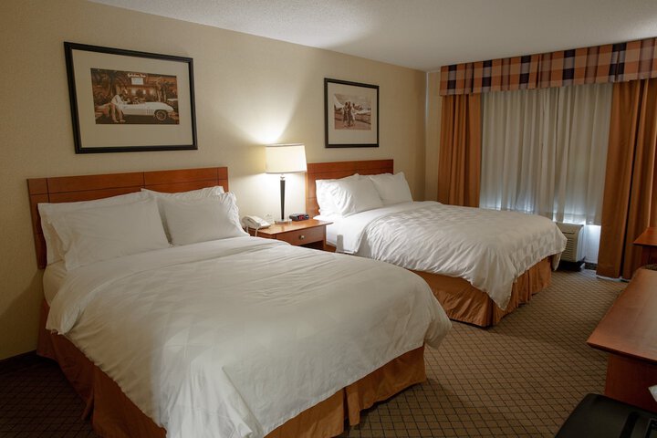 Room 25 of 36