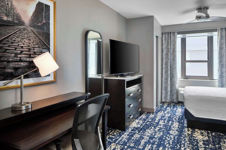 Room 30 of 59
