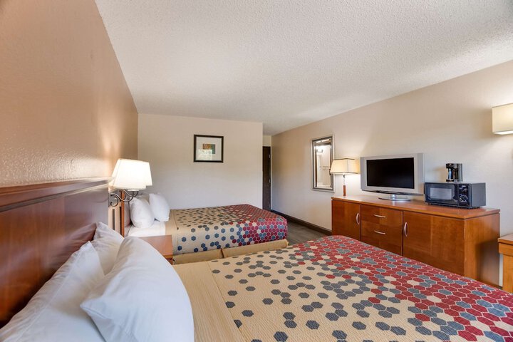 Room 21 of 29