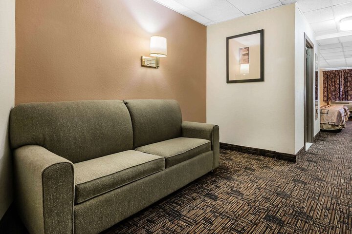 Room 7 of 29
