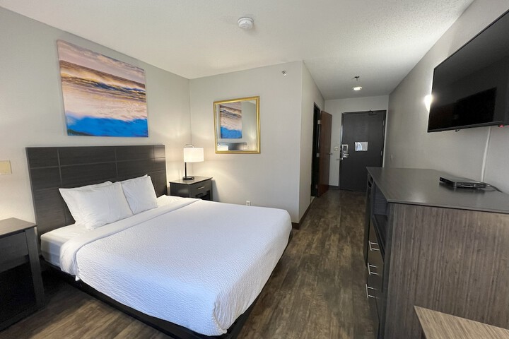 Room 15 of 42