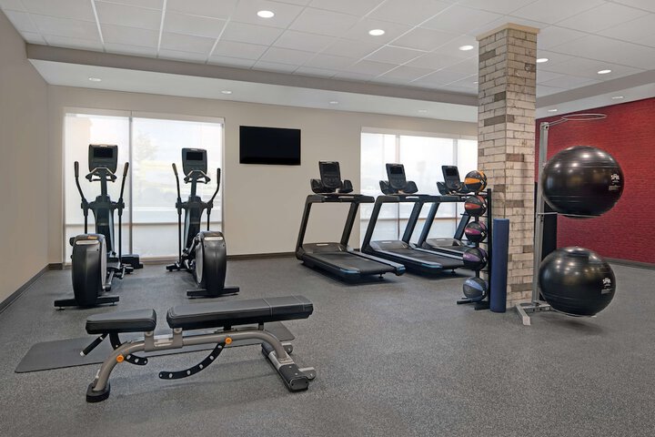 Home2 Suites Asheville Airport