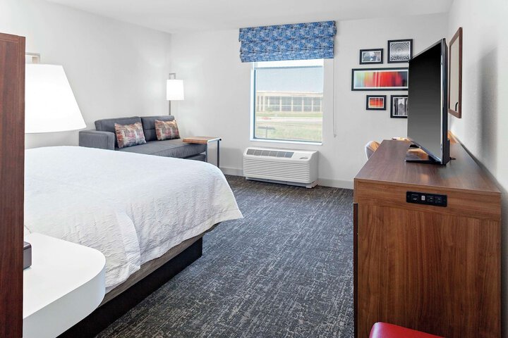 Room 19 of 26