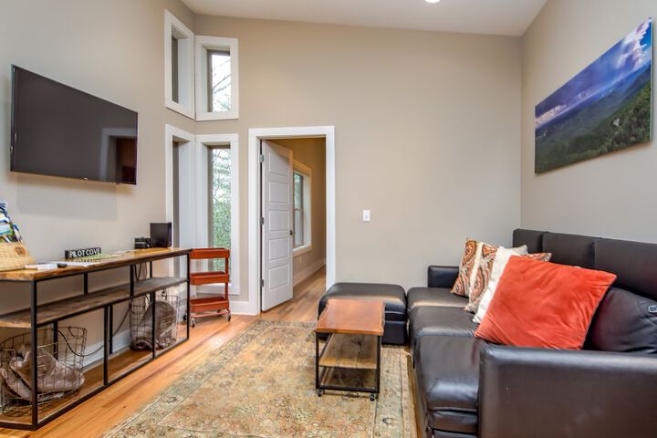 Pilot Cove Forest Lodging