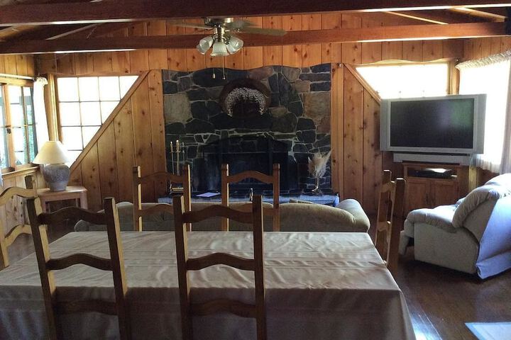 Room 14 of 42