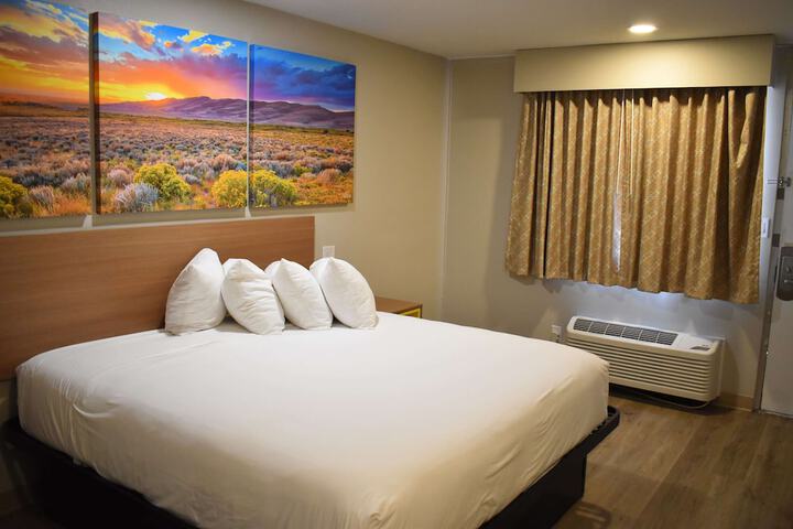 Room 16 of 26