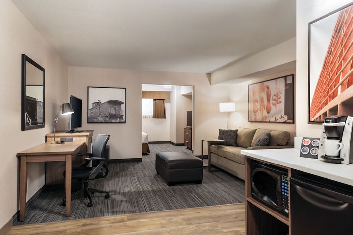 Room 27 of 56