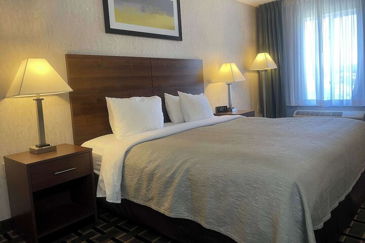 Room 19 of 33