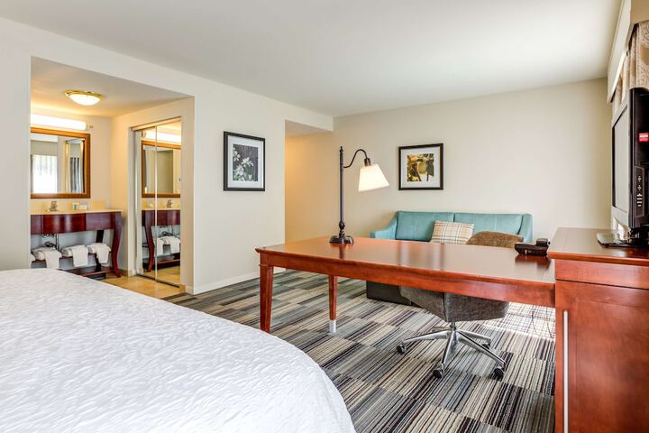 Room 11 of 35