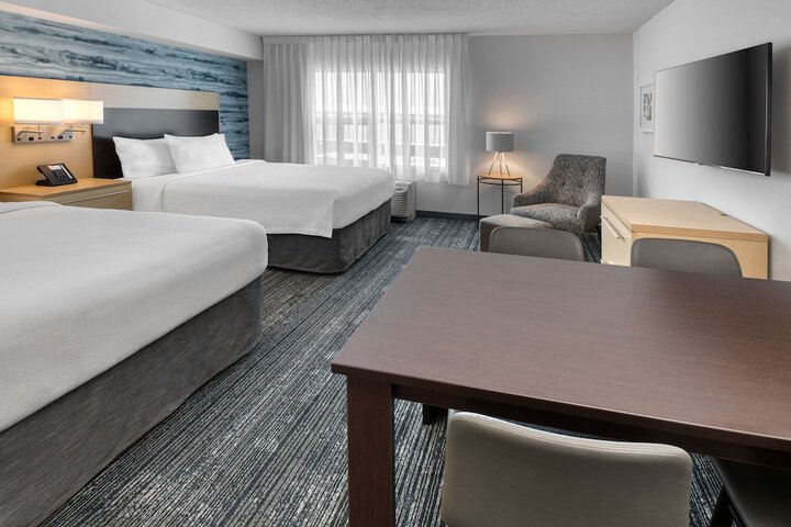 Room 13 of 21