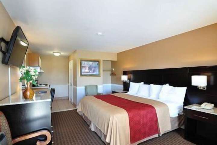 Econo Lodge Princess Anne