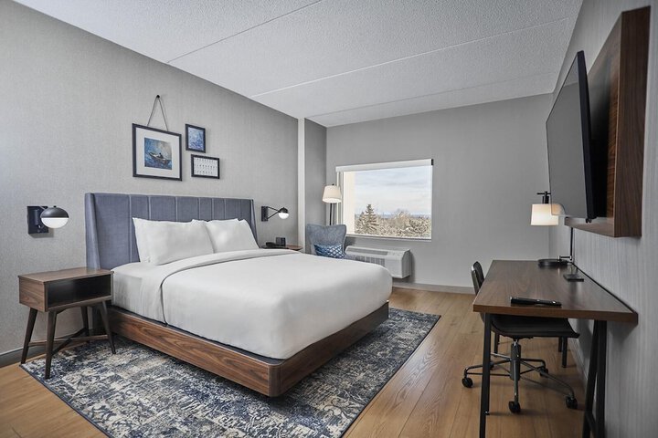 Four Points by Sheraton Oakville