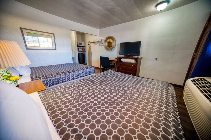 Room 32 of 58