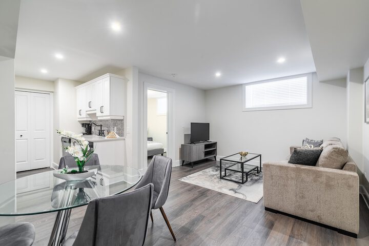 GLOBALSTAY. Luxury Rideau Apartments