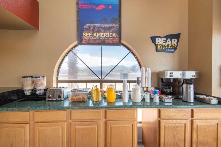 Breakfast/Coffee Service 16 of 17