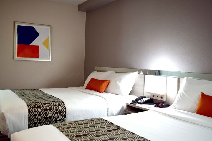 Room 25 of 53